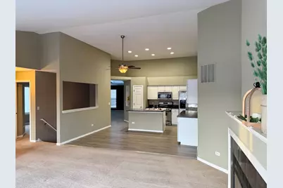 2732 Flagstone Circle, Naperville, IL 60564 - Photo 7