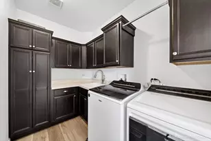 1567 Galway Dr, Aurora, IL 60505 - Photo 11