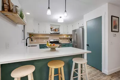 814 Roger Road, Woodstock, IL 60098 - Photo 9