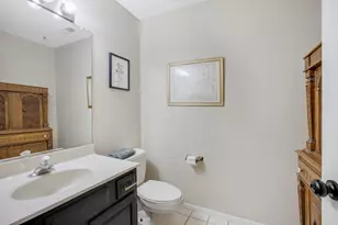 814 Roger Rd, Woodstock, IL 60098 - Photo 19