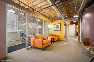 1348 W Concord Pl, Chicago, IL 60622 - Photo 45