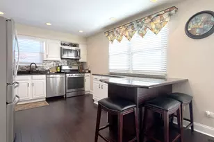 1819 W Thornwood Ln, Mount Prospect, IL 60056 - Photo 21