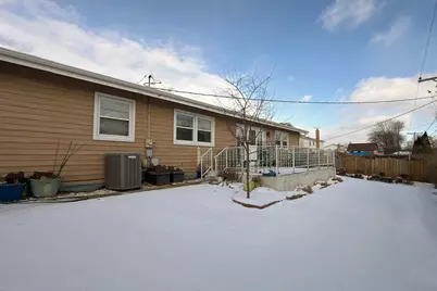 1819 W Thornwood Lane, Mount Prospect, IL 60056 - Photo 5