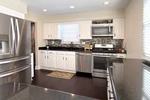 1819 W Thornwood Ln, Mount Prospect, IL 60056 - Photo 23