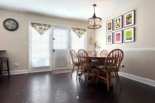 1819 W Thornwood Ln, Mount Prospect, IL 60056 - Photo 19