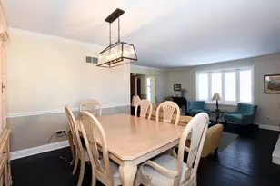 1819 W Thornwood Ln, Mount Prospect, IL 60056 - Photo 13