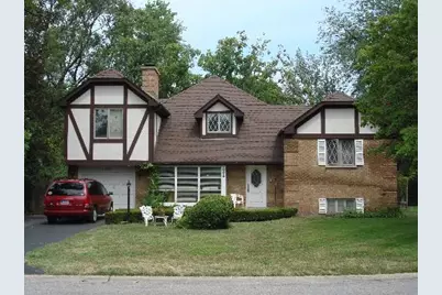 3203 Sprucewood Road, Wilmette, IL 60091 - Photo 1