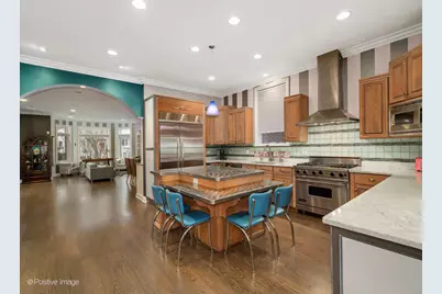 1426 W Melrose Street, Chicago, IL 60657 - Photo 17