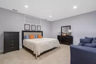 1426 W Melrose St, Chicago, IL 60657 - Photo 33