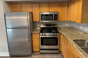 655 Perrie Dr, Elk Grove Village, IL 60007 - Photo 3