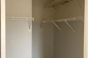 655 Perrie Dr, Elk Grove Village, IL 60007 - Photo 7