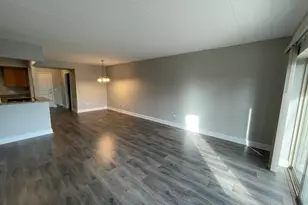 655 Perrie Dr, Elk Grove Village, IL 60007 - Photo 7