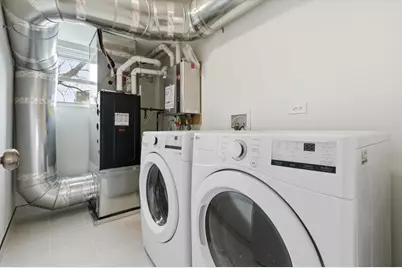 5915 N Milwaukee Avenue #1, Chicago, IL 60646 - Photo 5