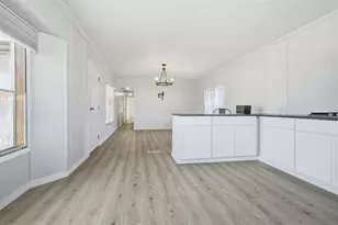 26 Troy Ct, Bloomington, IL 61701 - Photo 7