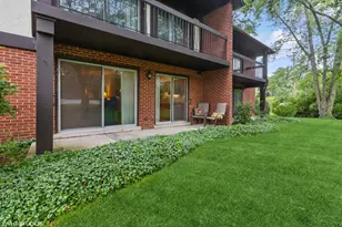 35 Shawnee Trail, Indian Head Park, IL 60525 - Photo 13