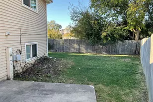 1066 Foxworth Blvd, Lombard, IL 60148 - Photo 13