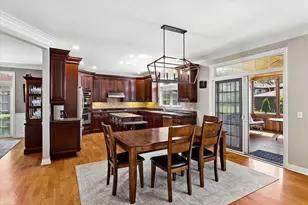 4632 Pershing Ave, Downers Grove, IL 60515 - Photo 3