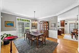 4632 Pershing Ave, Downers Grove, IL 60515 - Photo 9