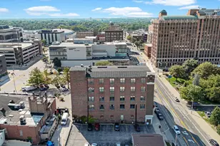 209 E Washington St, Bloomington, IL 61701 - Photo 69