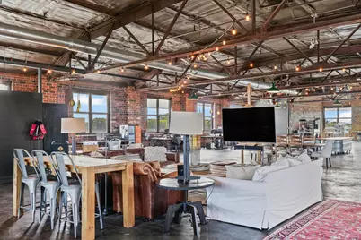 209 E Washington Street #5, Bloomington, IL 61701 - Photo 17