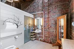 209 E Washington St, Bloomington, IL 61701 - Photo 47