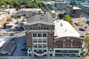 209 E Washington St, Bloomington, IL 61701 - Photo 59