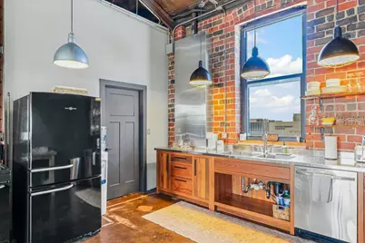 209 E Washington Street #5, Bloomington, IL 61701 - Photo 27