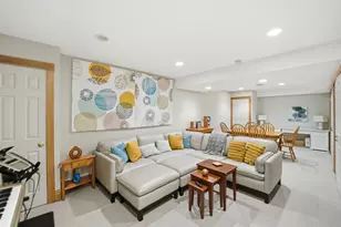 15 Manchester Ln, Elmhurst, IL 60126 - Photo 27