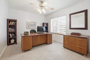 15 Manchester Ln, Elmhurst, IL 60126 - Photo 23