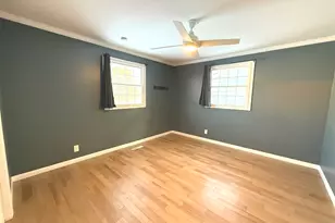 2106 Tepee Ave, Carpentersville, IL 60110 - Photo 11