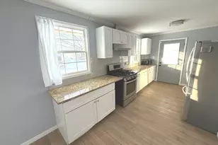 2106 Tepee Ave, Carpentersville, IL 60110 - Photo 5