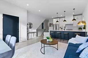 2636 W Evergreen Ave, Chicago, IL 60622 - Photo 5