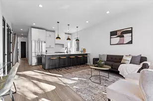 2636 W Evergreen Ave, Chicago, IL 60622 - Photo 3