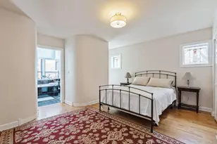 645 W Bittersweet Pl, Chicago, IL 60613 - Photo 7