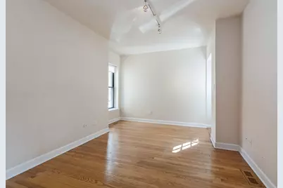 645 W Bittersweet Place #1, Chicago, IL 60613 - Photo 9