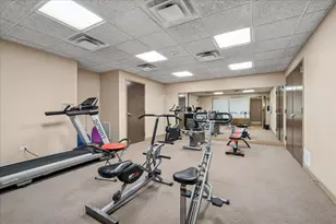 [Address not provided], Morton Grove, IL 60053 - Photo 15