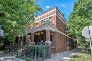 4258 N Damen Ave, Chicago, IL 60618 - Photo 1