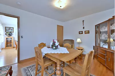 7421 W Oakton Street, Niles, IL 60714 - Photo 17