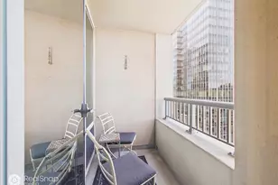 345 N La Salle Dr, Chicago, IL 60654 - Photo 9