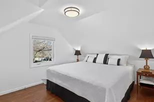 285 Middaugh Rd, Clarendon Hills, IL 60514 - Photo 33