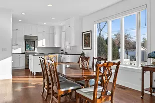 285 Middaugh Rd, Clarendon Hills, IL 60514 - Photo 7