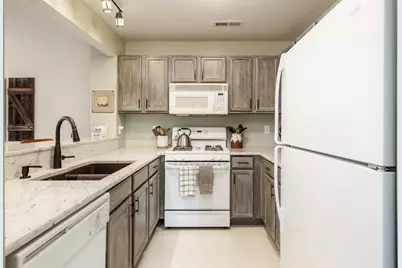 [Address not provided], Loves Park, IL 61111 - Photo 13