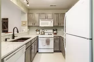 [Address not provided], Loves Park, IL 61111 - Photo 13