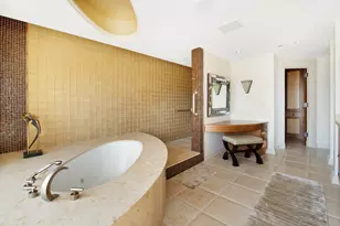 800 N Michigan Ave, Chicago, IL 60611 - Photo 21