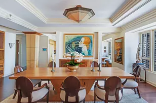 800 N Michigan Ave, Chicago, IL 60611 - Photo 9