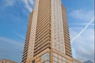 545 N Dearborn St, Chicago, IL 60654 - Photo 1