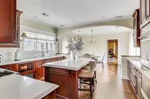 6500 Shady Ln, Burr Ridge, IL 60527 - Photo 15