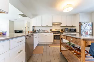 1700 N Linden Ave, Waukegan, IL 60085 - Photo 5