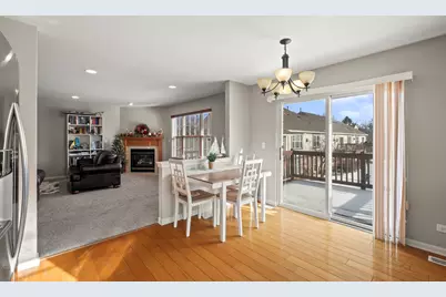 7917 Windsor Drive, Darien, IL 60561 - Photo 7