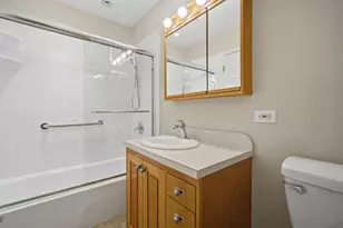 936 E Old Willow Rd, Prospect Heights, IL 60070 - Photo 17